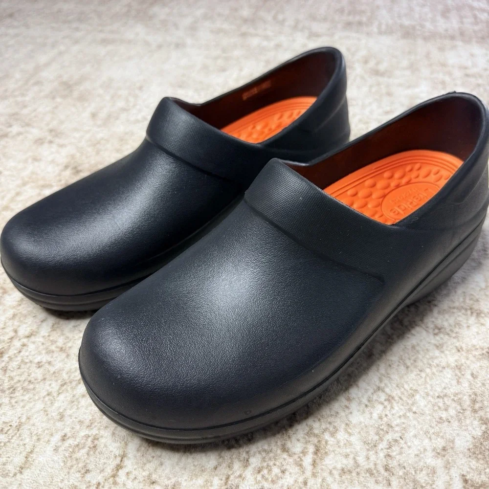 Crocs On The Clock Literide Slip On Work Clogs Slip Resistant Women's Size 10